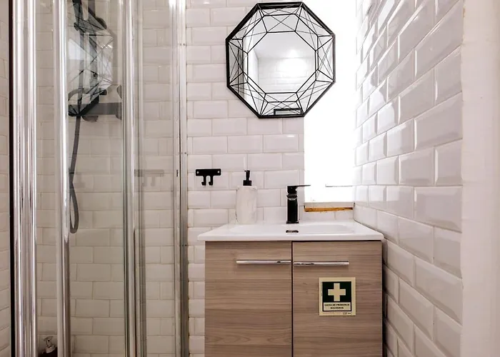 Citadel Crest First Floor * Lisboa