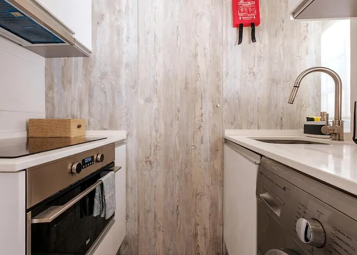 Citadel Crest First Floor شقة