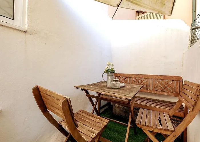 Citadel Crest First Floor شقة *